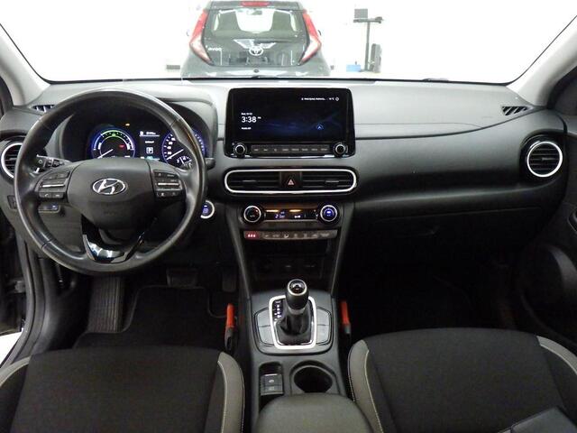 Hyundai Kona 1.6 GDI HEV FASHION I AUTOMAAT I TREKHAAK I CLIMATE CONTROL I P-CAMERA