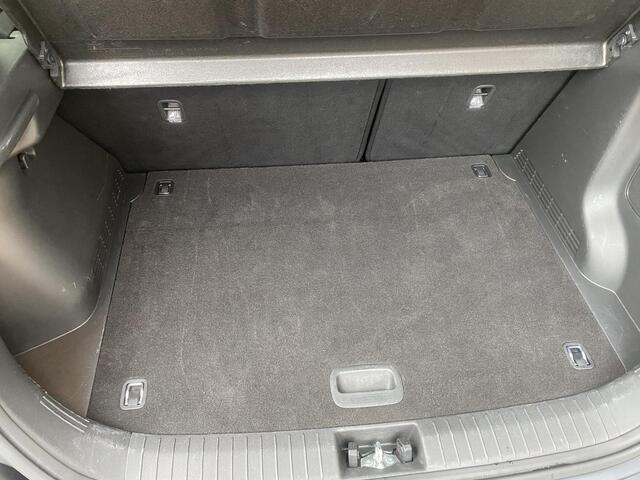 Hyundai Kona 1.6 GDI HEV Fashion edition Navigatie, HUD, parkeersensoren, achteruitrij camera, keyless, draadloze telefoonlader, Apple CarPlay/Android Auto, automaat!