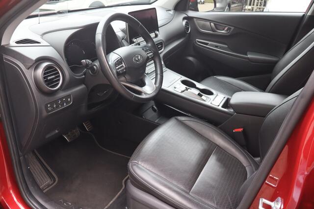 Hyundai Kona EV Premium 64 kWh SOH 100% Elek.Stoel + Leder I Stoel Verw.+Koeling