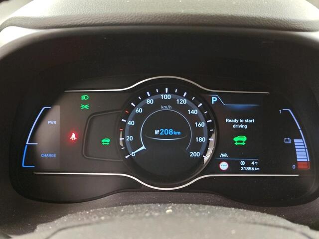 Hyundai Kona EV Premium 64 kWh | Geen import | SOH 93 % | Compleet