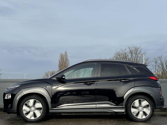 Hyundai Kona EV Fashion 64kWh 204pk | 3-FASEN OBC-LADER | ADAPTIEVE CRUISE | NAVI | APPLE CARPLAY / ANDROID AUTO |