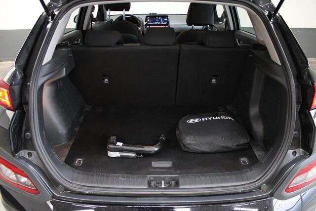 Hyundai Kona EV Premium 64 kWh SOH 100% - Trekhaak