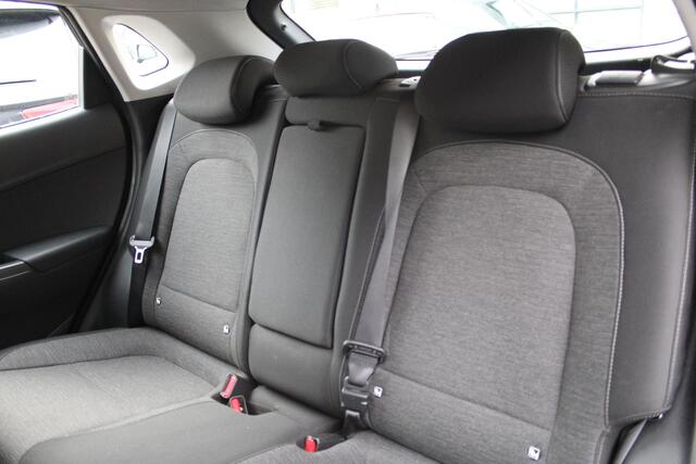 Hyundai Kona EV Premium 64 kWh SOH 100% - Trekhaak