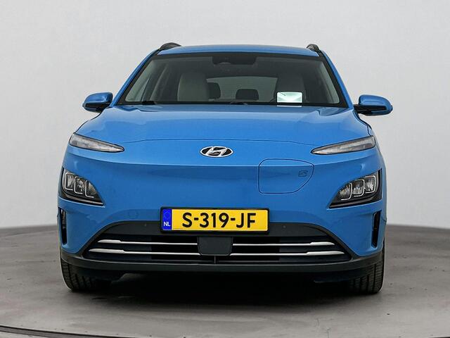 Hyundai Kona EV Premium 64 kWh Lederen bekleding | Navi | SOH 95,7% | ParkeerCamera |