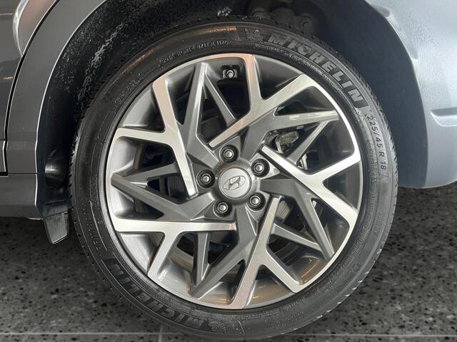 Hyundai Kona 1.6 GDI HEV 140pk Comfort+ | CRUISE CONTROL | APPLE CARPLAY & ANDROID AUTO | LANE ASSIST | KEYLESS ENTRY | PARKEERSENSOREN | CAMERA |