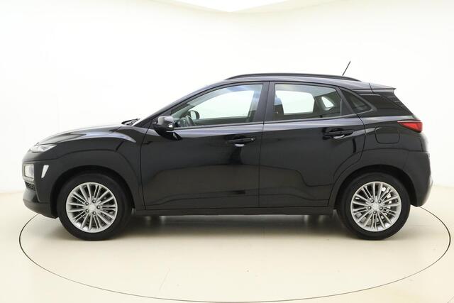 Hyundai Kona 1.0T Comfort | Trekhaak | Climate control | Camera | Parkeersensoren | Lichtmetalen velgen | Cruise control | Dakrails