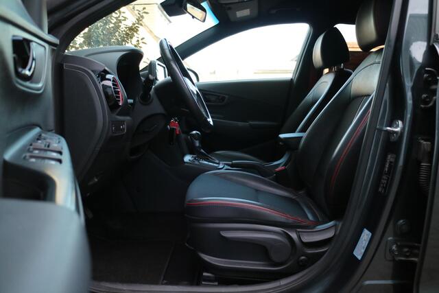 Hyundai Kona 1.6 T-GDI Style | Automaat! | Camera | Carplay | Goed onderhouden! |