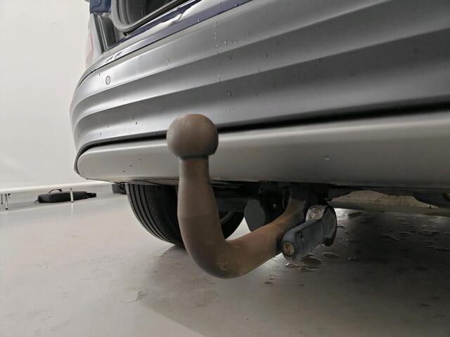 Hyundai Kona EV Comfort 64 kWh NL-AUTO | TREKHAAK | CAMERA | CARPLAY