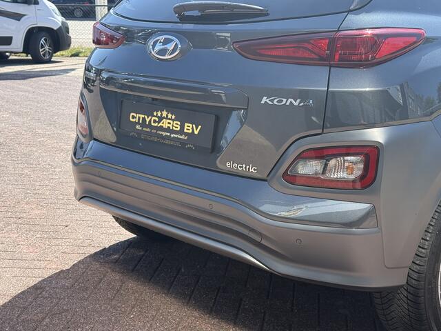Hyundai Kona EV Comfort 39 kWh 136 pk SOH 100% apple carplay camera climate ctr cruise ctr lmv 17 inch warmtepomp