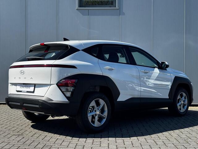 Hyundai Kona 1.6 GDI HEV E-Motion / 3000 Voordeel / Achteruitrijcamera / Navigatie / Adaptive Cruise Control / Climate Control / Lichtmetalen Velgen /