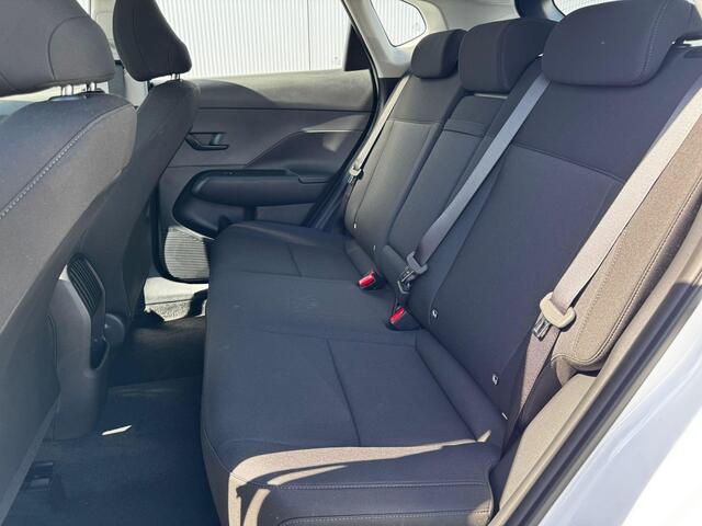 Hyundai Kona 1.6 GDI HEV E-Motion / 3000 Voordeel / Achteruitrijcamera / Navigatie / Adaptive Cruise Control / Climate Control / Lichtmetalen Velgen /