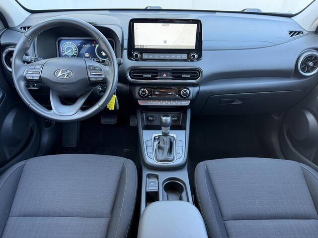Hyundai Kona 1.6 GDI HEV Comfort Smart / Fabrieksgarantie tot 2-2028 / Goed Onderhouden / Navigatie / Apple Carplay & Android Auto / Camera / Cruise Control / PDC /