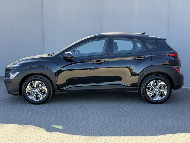 Hyundai Kona 1.6 GDI HEV Comfort Smart / Fabrieksgarantie tot 2-2028 / Goed Onderhouden / Navigatie / Apple Carplay & Android Auto / Camera / Cruise Control / PDC /