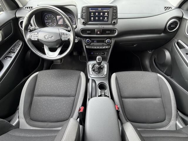 Hyundai Kona 1.0 T-GDI Fashion | Key-less | Camera | Carplay | Cruise & Climate Control | Interesse in een bezichtiging of proefrit, bel of app met 06-24282842 / 06-42130156