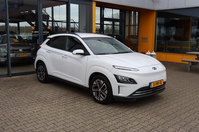 Hyundai Kona EV 64kWh Premium - Navi - camera - stoel/stuur verw. - head up