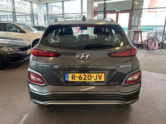 Hyundai Kona EV Fashion 39 kWh Vol Elektrisch | Cruise control | Climate control | Achteruitrijcamera | Apple carplay | Lane assist | Bluetooth