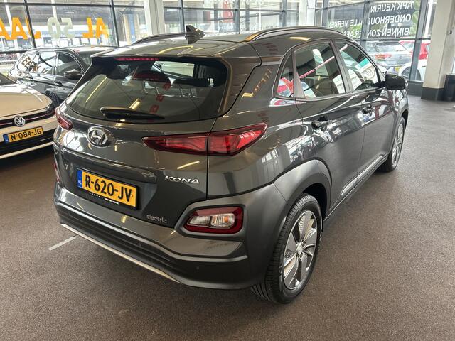 Hyundai Kona EV Fashion 39 kWh Vol Elektrisch | Cruise control | Climate control | Achteruitrijcamera | Apple carplay | Lane assist | Bluetooth