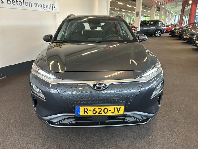 Hyundai Kona EV Fashion 39 kWh Vol Elektrisch | Cruise control | Climate control | Achteruitrijcamera | Apple carplay | Lane assist | Bluetooth