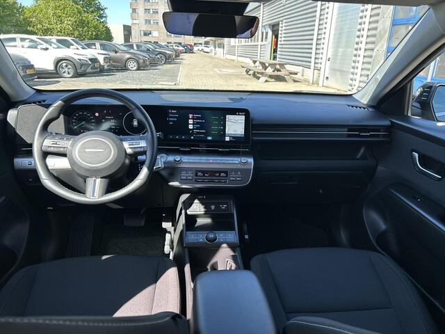 Hyundai Kona 1.6 GDI HEV Comfort Smart |Trekhaak| Stoel/Stuurverwarming | Adaptive Cruise Control | Active Lane Keeping | Achteruitrij Camera | Elektrische Achterklep | Dodehoekdetectie |
