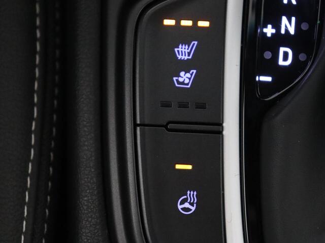 Hyundai Kona 1.6 GDI HEV Premium | 1e eigenaar | Stoelventilatie | Leder | Adaptive cruise | Head-Up | Trekhaak | Achterbankverwarming | Carplay | Navigatie | Keyless | Krell Audio | Side Assist | Stoelverwarming