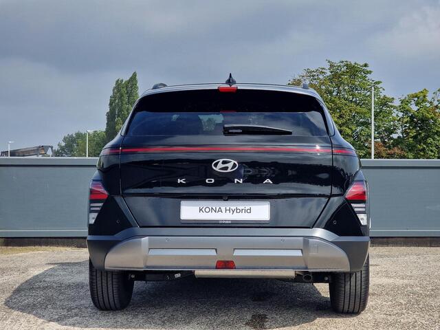 Hyundai Kona Comfort Plus 1.6 GDI HEV 137pk | ¤2.640 korting | STOEL + STUURVERW. | NAVI | APPLE CARPLAY / ANDROID AUTO | 18'' TWO-TONE LM-VELGEN |