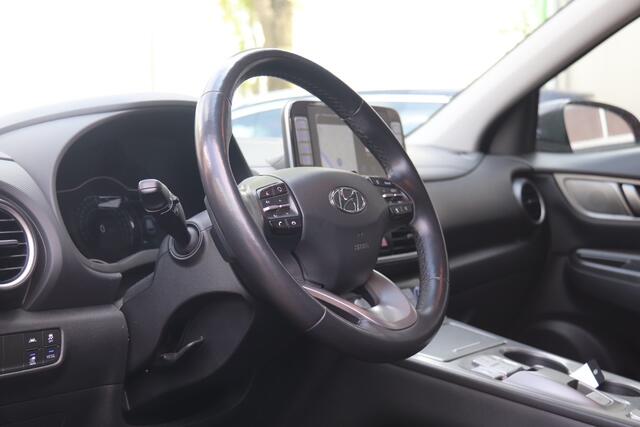 Hyundai Kona EV Fashion 39 kWh, Stoel & Stuurverwarming, Camera, Cruise, Navi