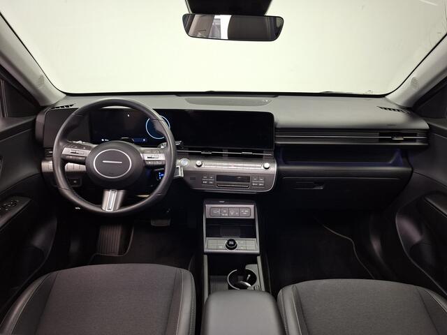 Hyundai Kona 1.6 GDI HEV I Elektrische stoelen I Sky I Camera rondom I Dodehoekdetectie I