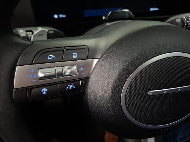 Hyundai Kona 1.6 GDI HEV I Elektrische stoelen I Sky I Camera rondom I Dodehoekdetectie I