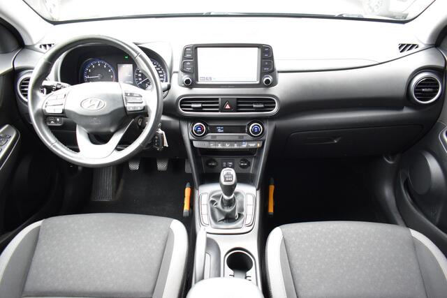 Hyundai Kona 1.0T Essence | Navigatie | Climate-/ Cruise Control | Camera + Sensoren |