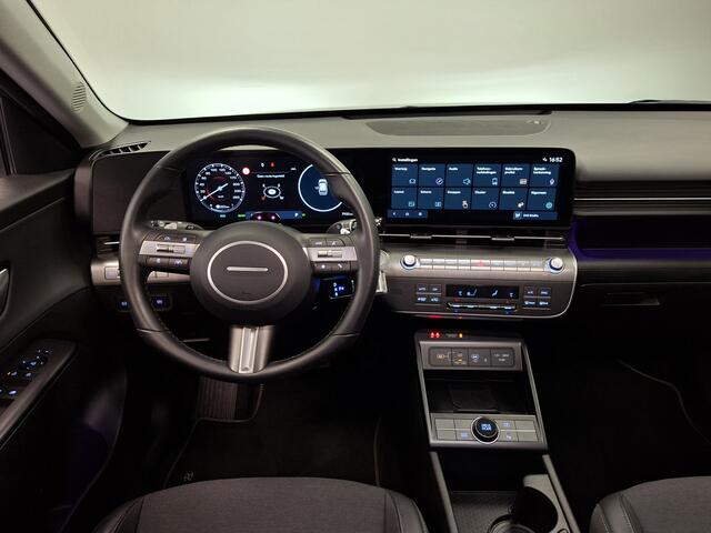 Hyundai Kona 1.6 GDI HEV I Elektrische stoelen I Sky I Camera rondom I Dodehoekdetectie I