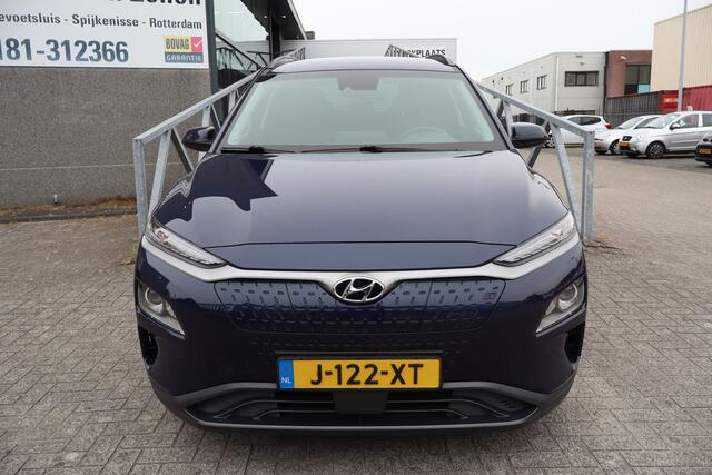 Hyundai Kona EV Comfort 64 kWh Dealeronderhouden! Achteruitrijcamera/Apple carplay/Warmtepomp/Adaptieve cruise control/Lane assist/Climate control/Navigatie
