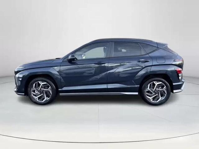 Hyundai Kona 1.6 GDI HEV N-Line | Demo voordeel | Rijklaarprijs! | Apple CarPlay/Android Auto | Verwarmde en verkoelde stoelen | 360 Camera |