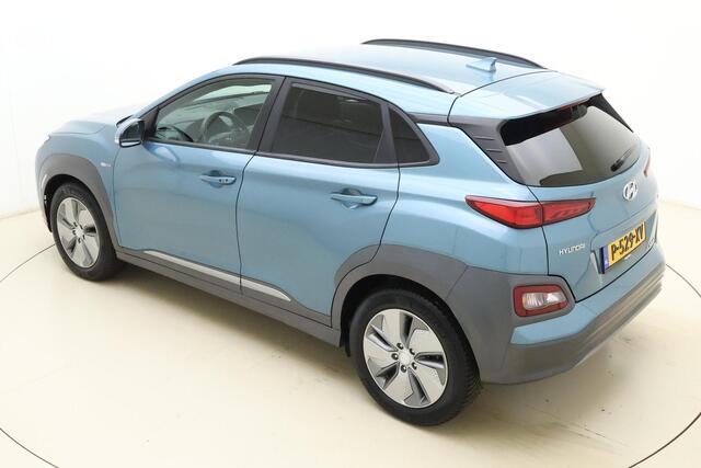 Hyundai Kona EV Fashion 64 kWh 204pk | SOH 100%! | Navigatie | Camera | Stoelverwarming | Climate Control | Cruise Control | Keyless Start | Warmtepomp