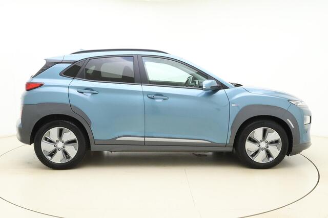 Hyundai Kona EV Fashion 64 kWh 204pk | SOH 100%! | Navigatie | Camera | Stoelverwarming | Climate Control | Cruise Control | Keyless Start | Warmtepomp