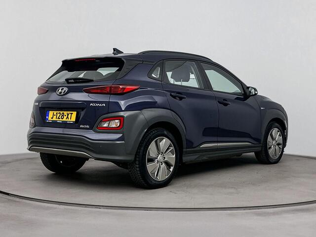 Hyundai Kona EV Comfort 64 kWh | SOH 94.4% | Achteruitrij camera | Adaptive cruise | Lane assist | Apple Carplay/Android Auto |
