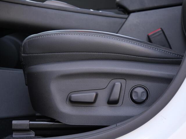 Hyundai Kona EV 64kWh PREMIUM/ LEER/ ELEKT. STOELEN/ WARMTEPOMP