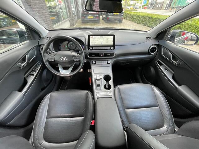 Hyundai Kona EV Premium 64 kWh - Stoelverw. + ventilatie | Prem. audio | Adpt. cruise