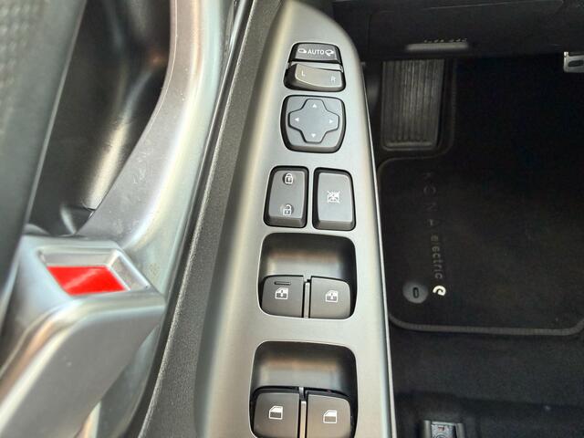 Hyundai Kona EV Fashion 64 kWh | SOH 95% | Fase 3 | Adapt Cruise |