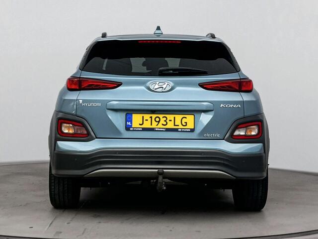 Hyundai Kona EV Premium 64 kWh | Trekhaak fietsendrager | Achteruitrij camera | Stoelverwarming & verkoeling | Navigatie | Apple carplay/android auto |