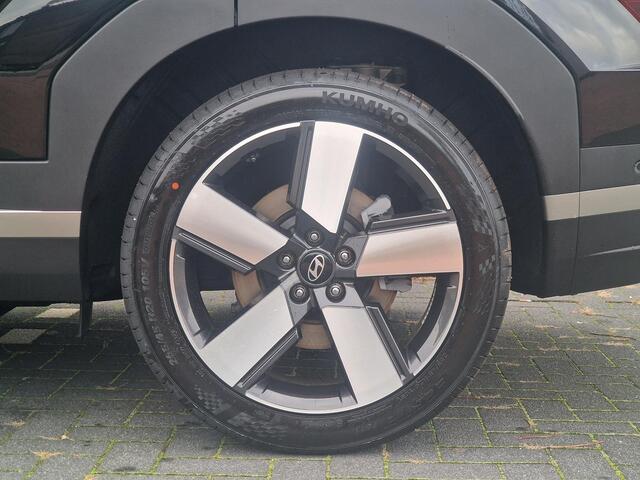 Hyundai SANTA FE 1.6 T-GDI HEV Premium Sky 7p. | ¤3000 KORTING | GLAZEN SCHUIF/-KANTELDAK | DIGITALE BINNESPIEGEL | HEAD-UP DISPLAY |