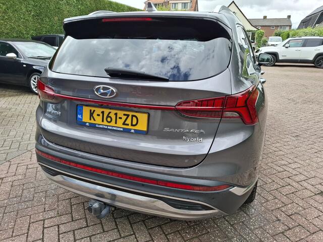 Hyundai SANTA FE 1.6 T-GDI HEV PREMIUM 7-PERSOONS/LEER/LED/NAVI/360 CAMERA 180PK