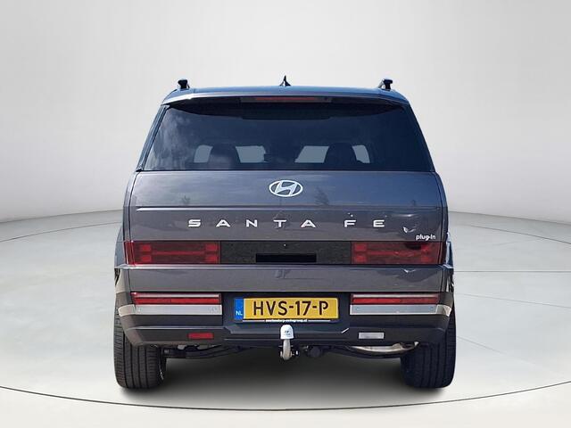 Hyundai SANTA FE 1.6 T-GDI PHEV Premium 4WD 7p. | Apple Carplay/ Android Auto | Trekhaak | 20'' Glans zwarte velgen | Elektrische achterklep | Stoel/stuurverwarming | Draadloos opladen | Adaptief Cruise Control | Elektrische verstelbare stoelen | Head-up display | |