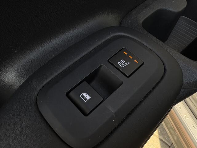 Hyundai SANTA FE 1.6 T-GDI PHEV Premium Plus 4WD 7 persoons/ Afneembare trekhaak/ Climate control / Stoelverwarming voor en achter / Stoelverkoeling voor / Apple Carplay/Android Auto /