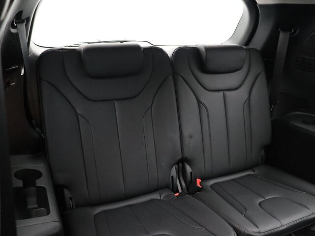 Hyundai SANTA FE 1.6 T-GDI PHEV Comfort Smart 7p. | Lederen bekleding | Keyless Entry | 7 Persoons | Stoelverwarming | 5 jaar Fabrieksgarantie |