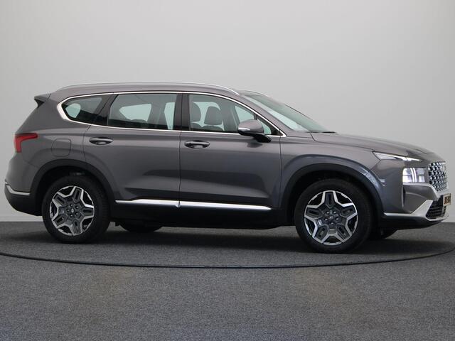 Hyundai SANTA FE 1.6 T-GDI PHEV Comfort Smart 7p. | Lederen bekleding | Keyless Entry | 7 Persoons | Stoelverwarming | 5 jaar Fabrieksgarantie |