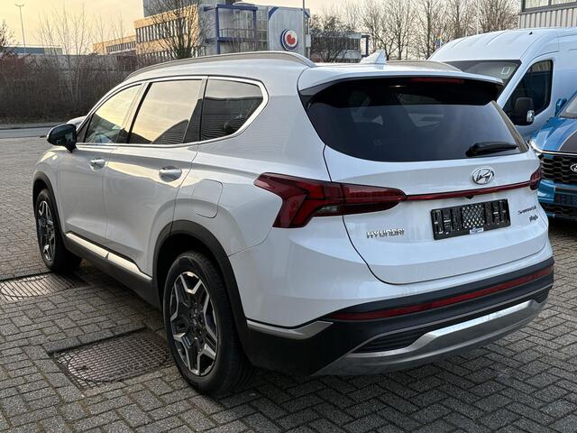Hyundai SANTA FE 1.6 T-GDI PHEV Premium Sky 7p. | Afneembare trekhaak | Panoramadak | Stoelverwarming | Adaptive cruise control | Camera | KRELL