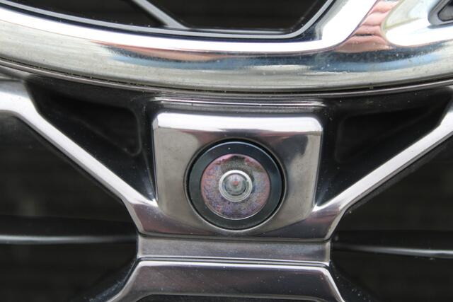 Hyundai SANTA FE 2.4 GDI Premium | Incl. 12 maanden garantie | 7 persoons | Apple carplay/Android auto | Cruise control | Schuif/kantel dak | 360° camera | Elektrisch verstelbare voorstoelen