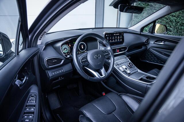 Hyundai SANTA FE 1.6 T-GDI HEV Premium Sky 7pers. 360° I Stoelkoeling I Krell-audio I Trekhaak I NL-auto I 1e-eig. I Dealer-o.h.
