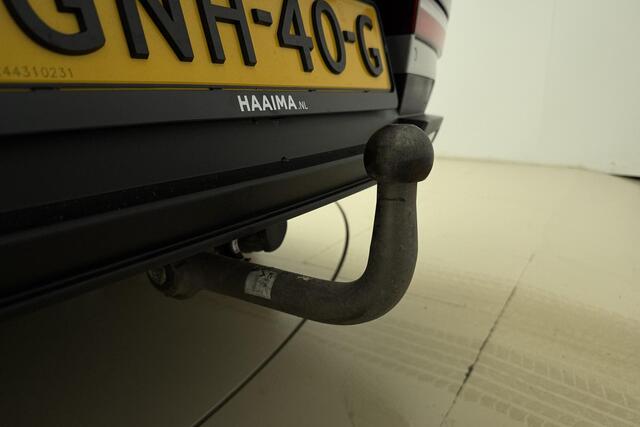 Hyundai SANTA FE 1.6 T-GDI HEV Premium Sky 7 zitplaatsen | Lederen bekleding | Trekhaak | Panoramisch schuifdak | Stoelverwarming | Dakrails | Full Led verlichting | Keyless