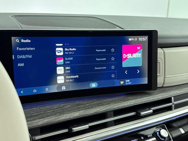 Hyundai SANTA FE 1.6 T-GDI HEV Premium Sky 7p. Snel leverbaar | Panoramadak | Side steps | Alarm klasse 3